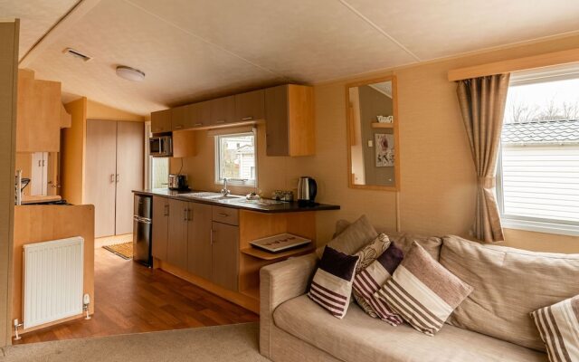 Simplistic Home in Hastings Near Old Town