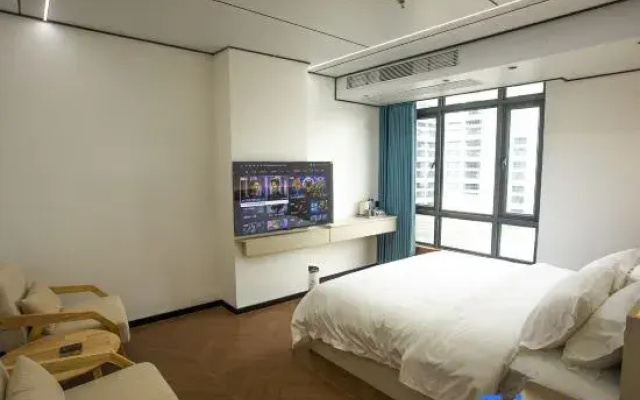 Yayi Apartment (Country Garden Yangrun Creek Valley Branch, Sha Tin)