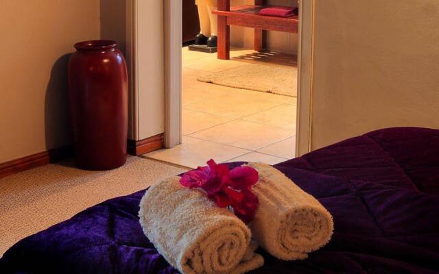 Thatchwood Country Lodge
