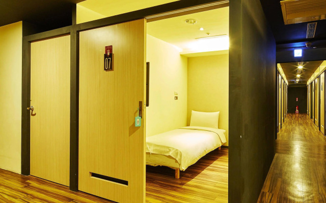 Single inn kaohsiung Lisen Hostel