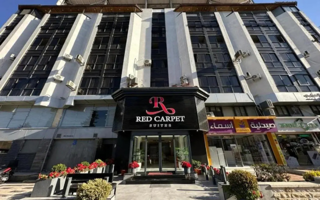 Red Carpet Suites
