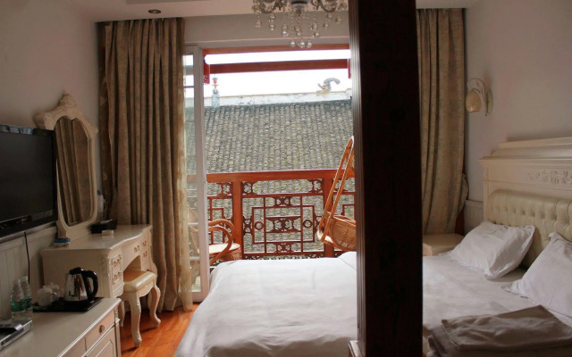 Bamboo House Resort