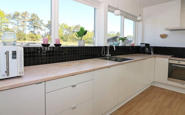 Pretty Holiday Home in Hadsund With Roofed Terrace
