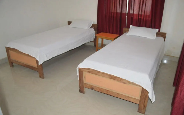 Middle Way Home Stay