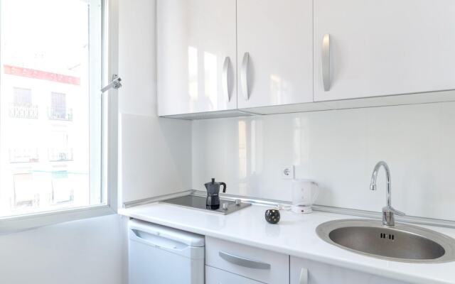 Studio in Madrid, With Wifi