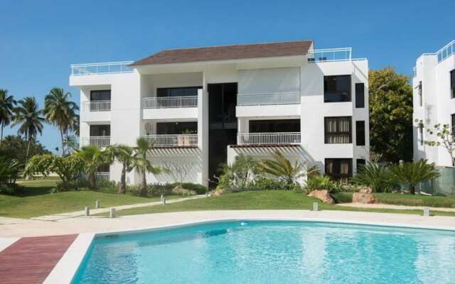 Coson Bay Hotel & Residence