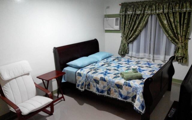 Raquel's Pensionne House