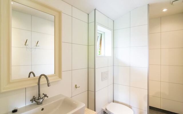 Modern Cabin Near Sea in Oosterend Terschelling