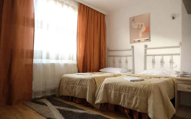 Sara Hotel