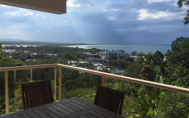 Kalimna 2 Picture Point Crescent 35