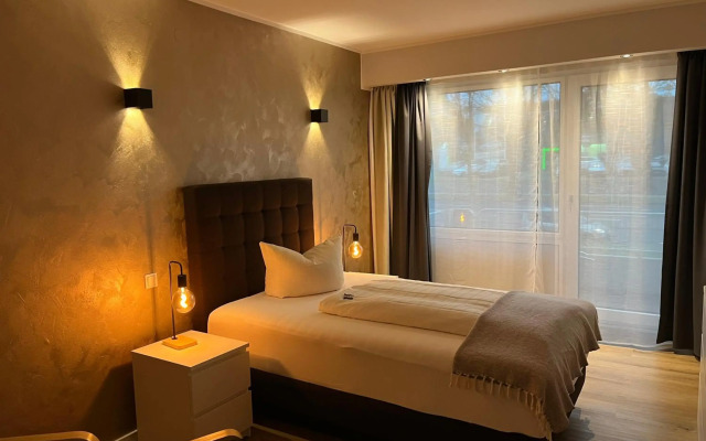 Senator Hotel