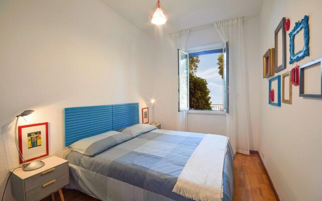 Beautiful Apartment in Recco With Jacuzzi, 2 Bedrooms and Wifi