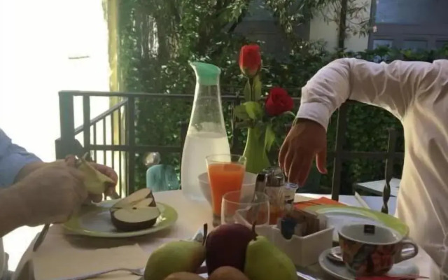 Hotel Dorè