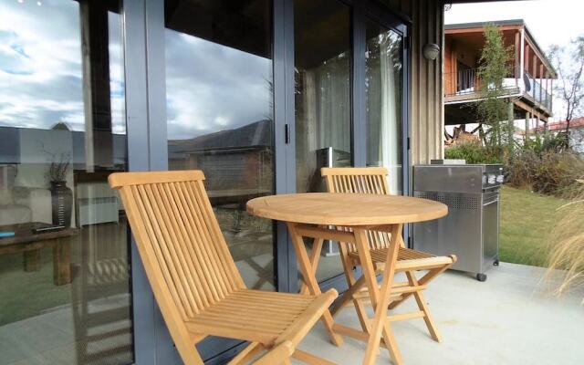 Nomads Rest Lake View Lodge