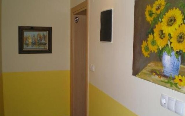 Casa Del Sol Apartments