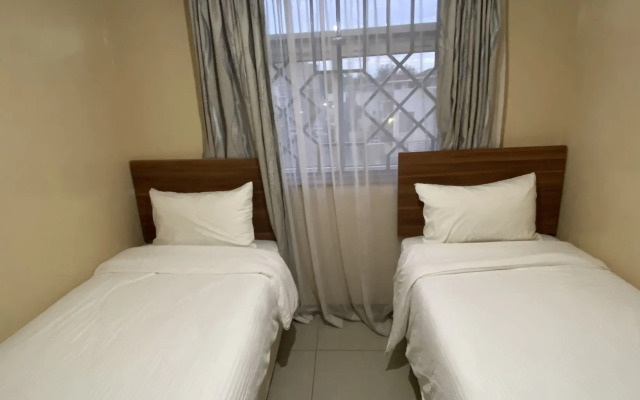 Milimani Executive Suites With Pool