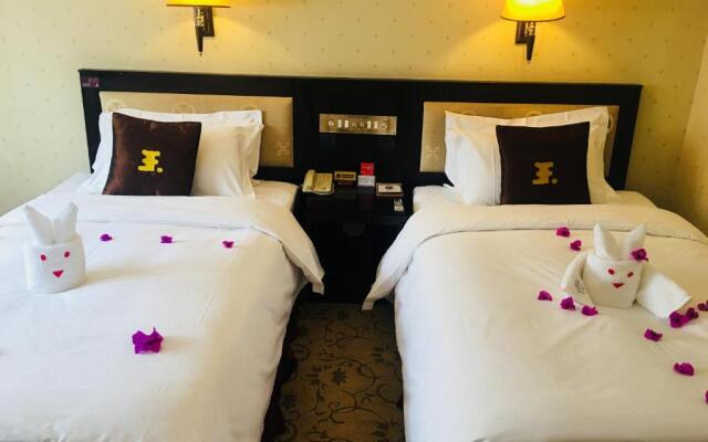 Lijiang Wangfu Hotel