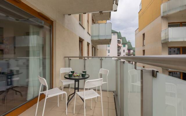 Apartment With 3 Rooms Bemowo by Renters