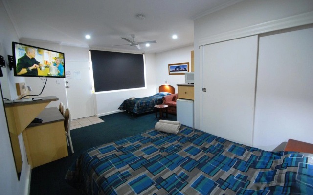 Comfort Inn & Suites Augusta Westside – Guest Rooms – Port Augusta