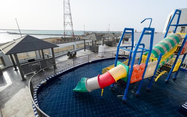 Sand Beach Suites(Families only)