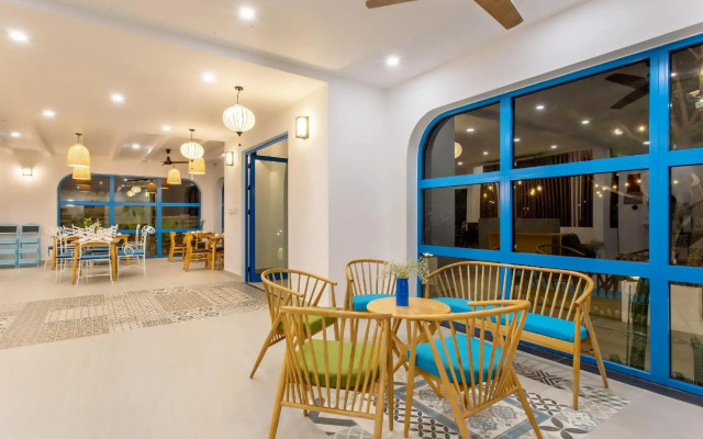 Santorin HoiAn Villa