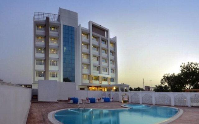 Hotel Madhuram Royale