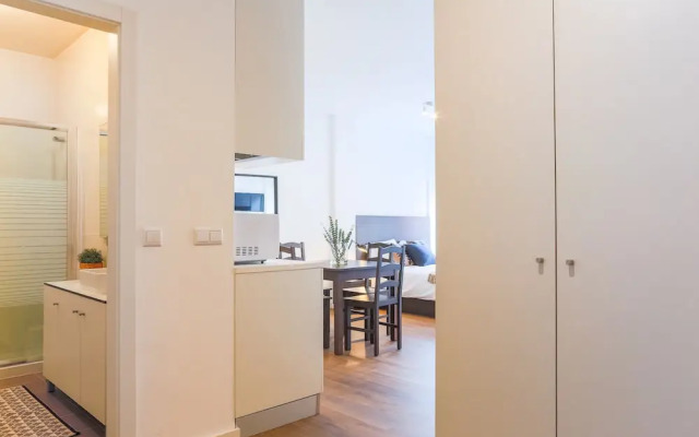 Trind2 · Samasal Trindade Apartments #2 Next to Aliados!