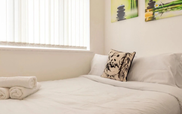 2BR Luxurious Apartment in the Centre of Edgbaston