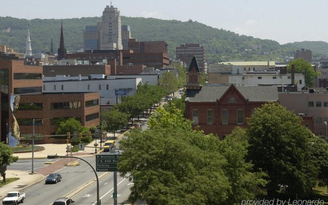 Candlewood Suites Reading, an IHG Hotel