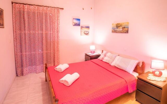 Lykoporia Beach Apartments