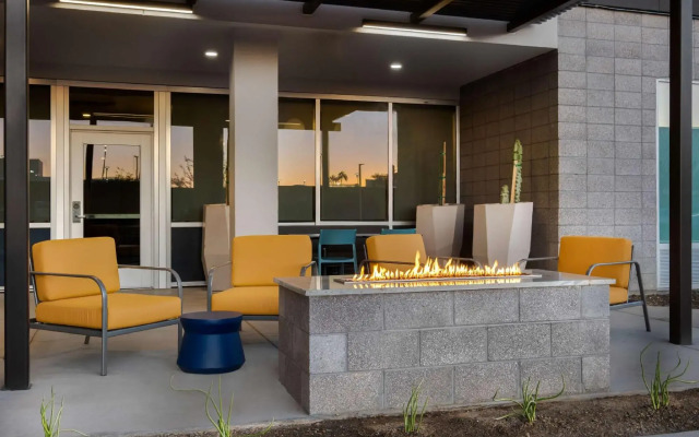 Tru By Hilton Phoenix Midtown