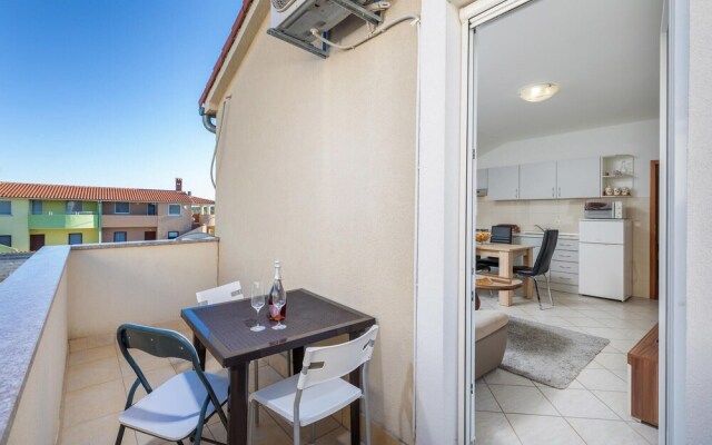 Awesome Apartment in Valbandon With Wifi and 1 Bedrooms