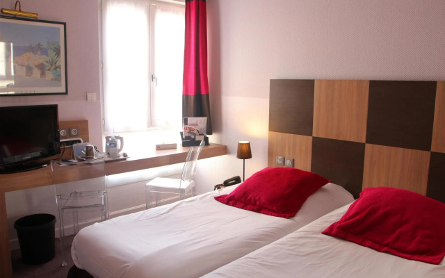 Hotel Kyriad Vichy Spa Cinq Mondes