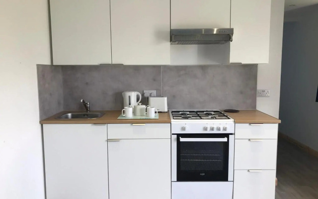 Woodpecker Glamping Cabin