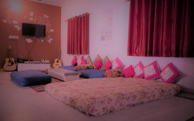 CrashPad Hostotel Jaipur