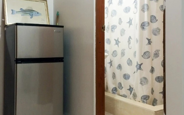 Coastal Express Inn &amp; Suites #1 at 681 Ocean Drive