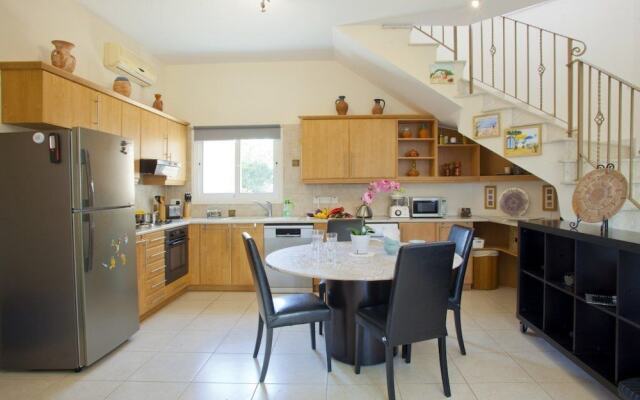 Cyprus Villa Near the Beach, Sotira Villa 1001