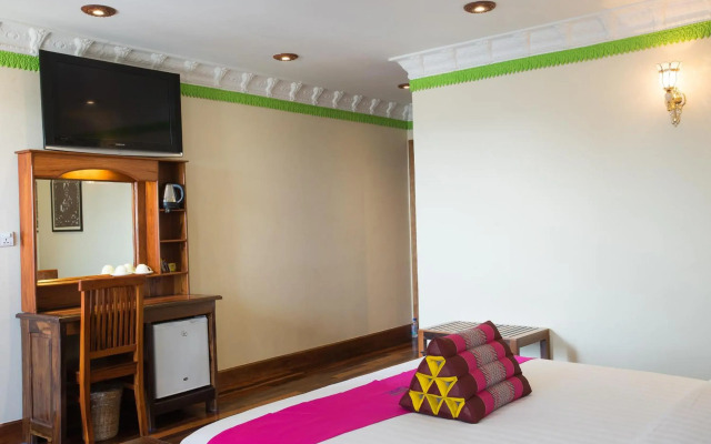 Okay Palace Hotel