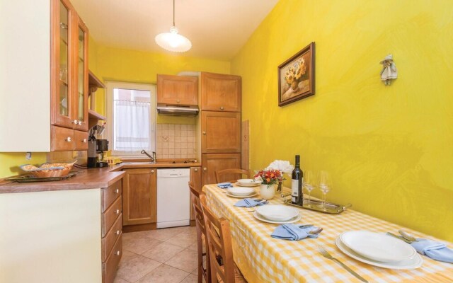 Amazing Home in Cizici With Wifi and 1 Bedrooms