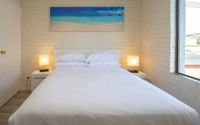 Charming 2-bed Apartment With Bay Views