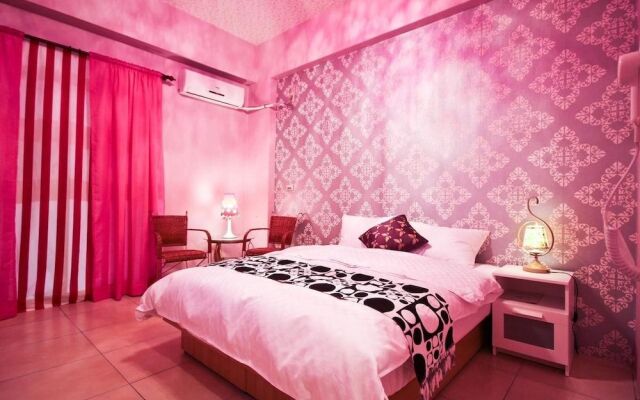 Luodong Market Happiness Homestay