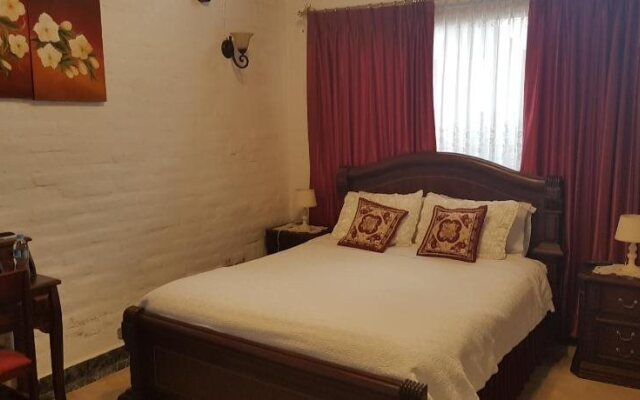 Hostal Maria de Lourdes