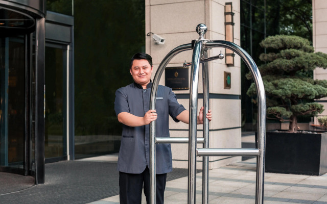 InterContinental Shanghai Expo by IHG