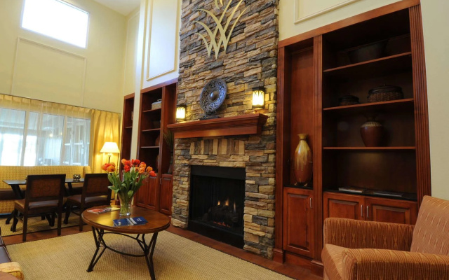 Hampton Inn & Suites Lanett-I-85