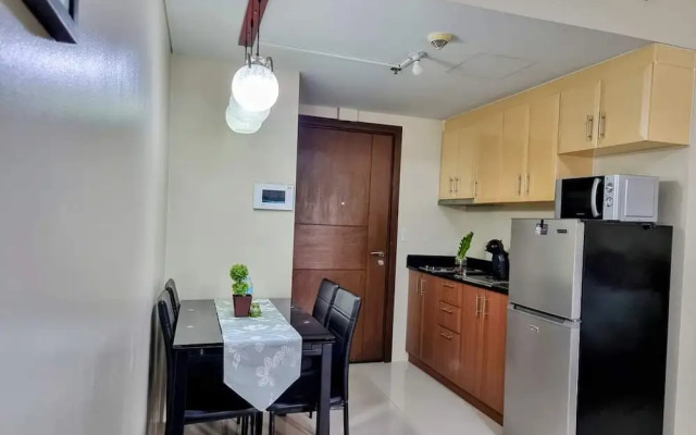 One Palm Tree Villas - Unit 3i and 3j
