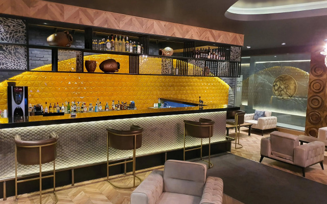 Akol Hotel
