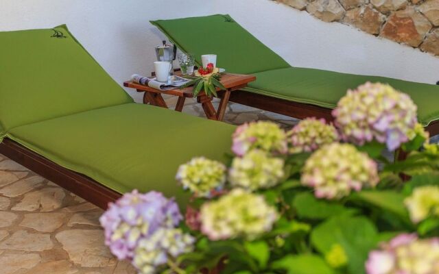 Villa Lola