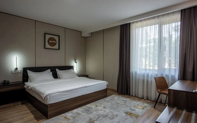 Silk Road Premium Hotel