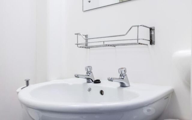 Ensuite Rooms at Westminster Hall-OXFORD - Campus Accommodation