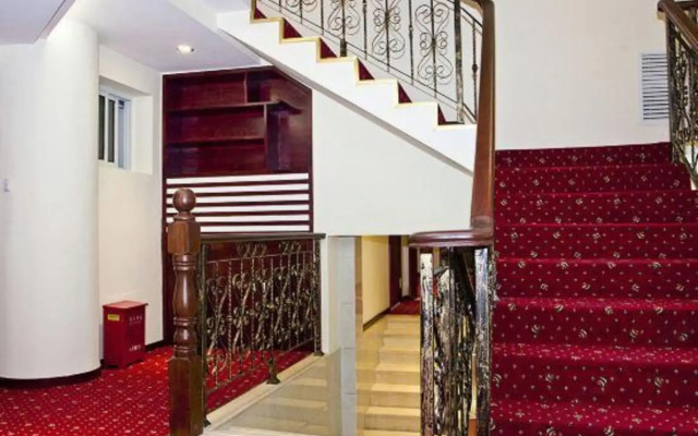 Yanrui Hotel